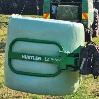 Hustler Softhands - LM100 Bale Handler