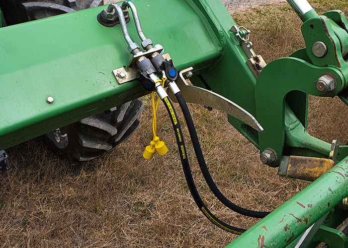 Hustler Softhands - LM100 Bale Handler