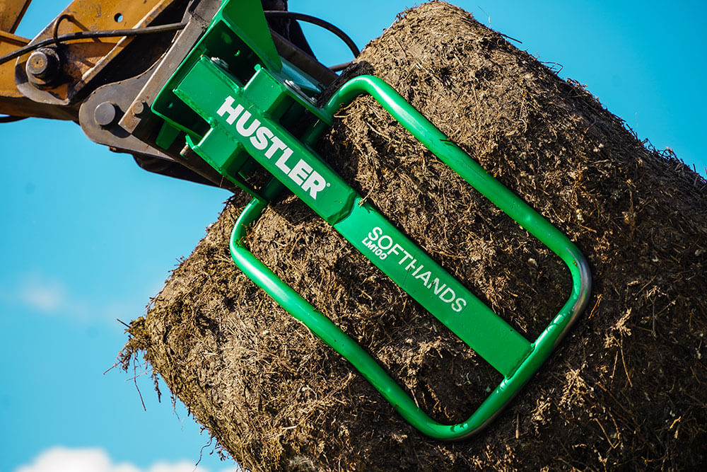 Hustler Softhands - LM100 Bale Handler