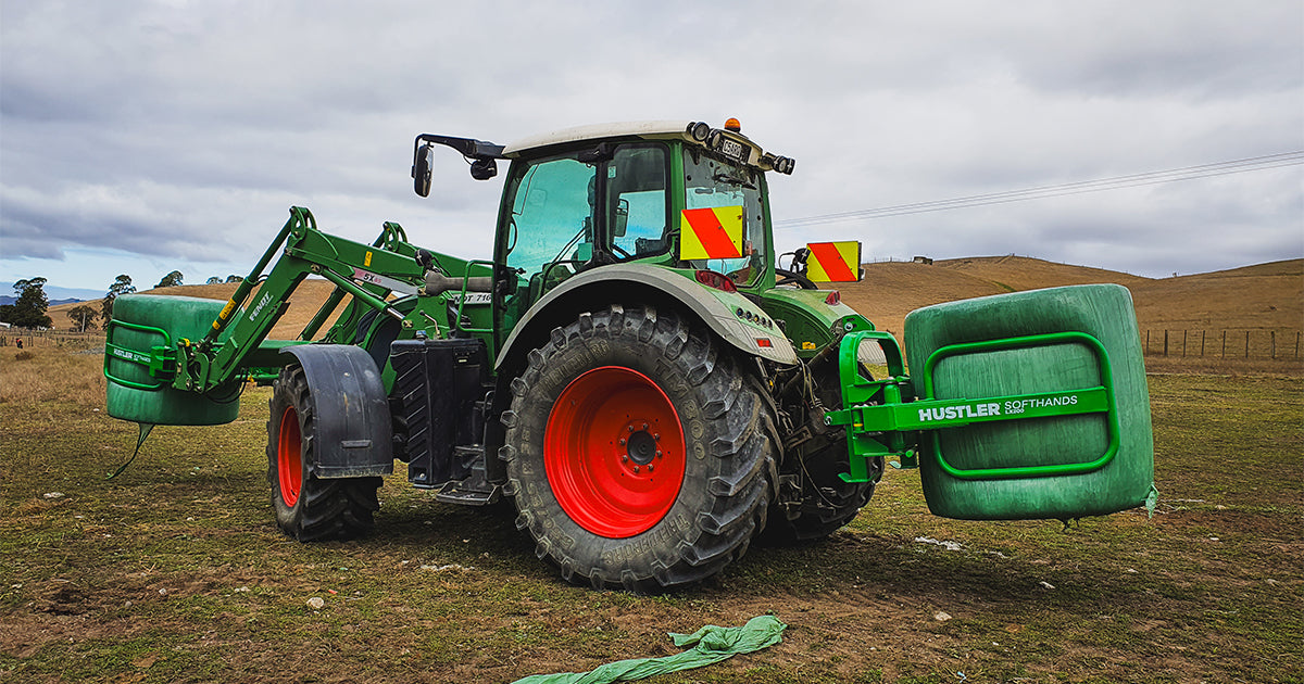 Hustler Softhands - LX200 Bale Handler