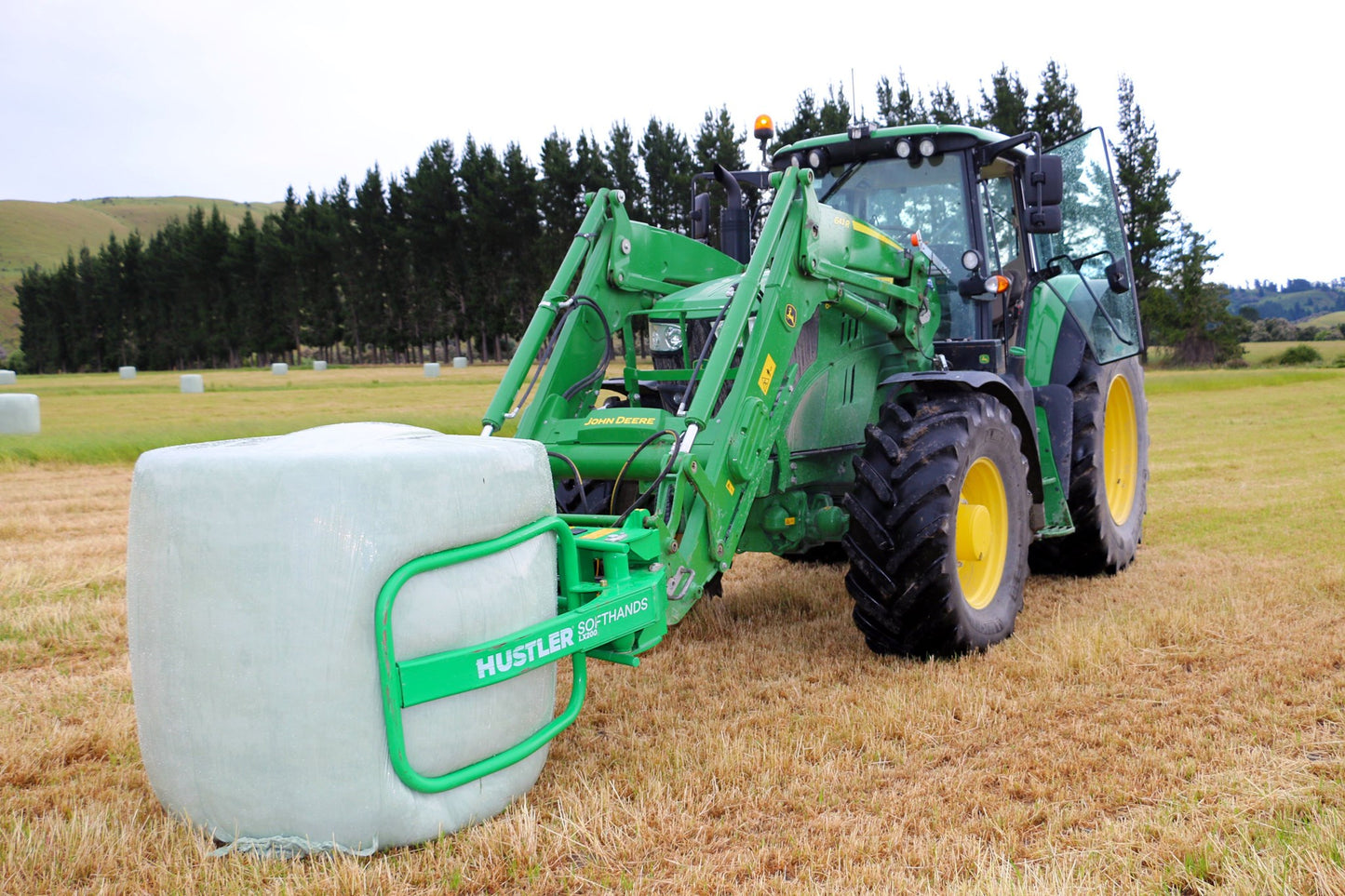 Hustler Softhands - LX200 Bale Handler